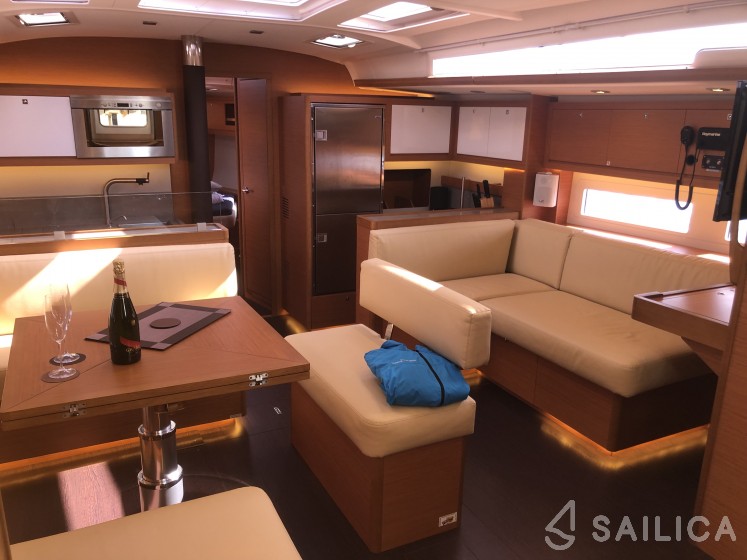 Dufour 530 - Yacht Charter Sailica