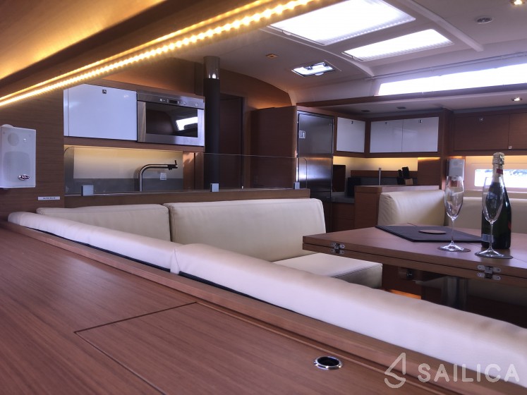 Dufour 530 - Yacht Charter Sailica