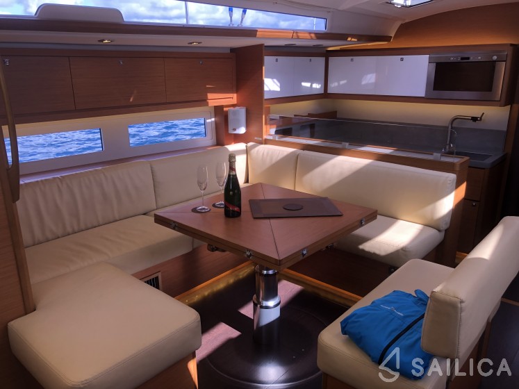 Dufour 530 - Yacht Charter Sailica