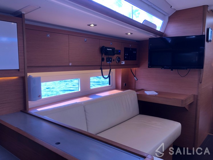 Dufour 530 - Yacht Charter Sailica