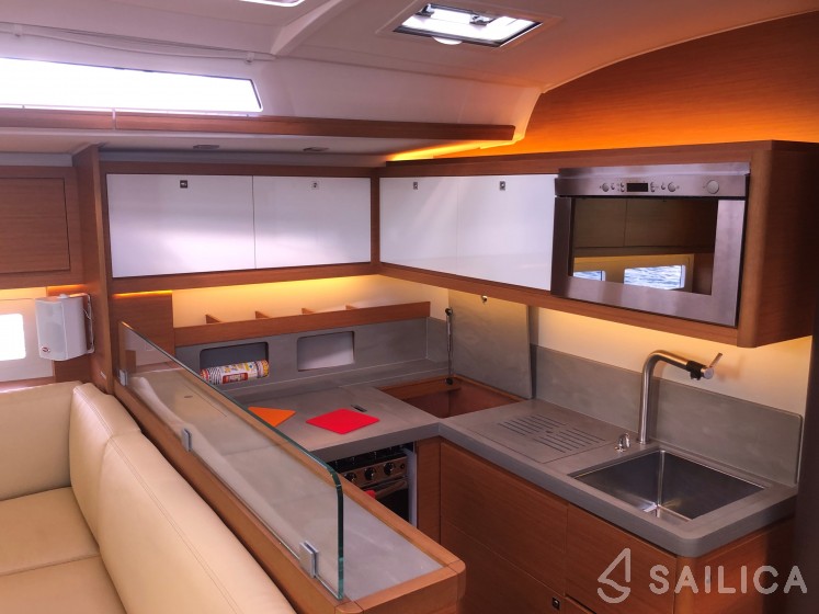 Dufour 530 - Yacht Charter Sailica