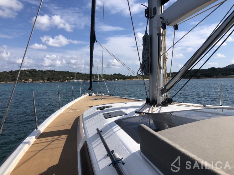Dufour 530 - Yacht Charter Sailica