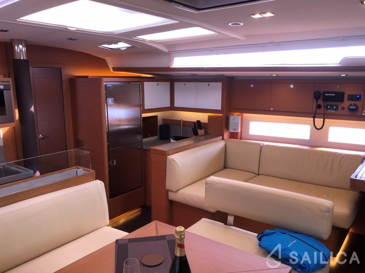 Dufour 530 - Yacht Charter Sailica
