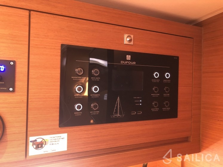 Dufour 530 - Yacht Charter Sailica
