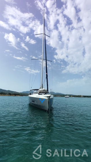 Dufour 470 - Yacht Charter Sailica