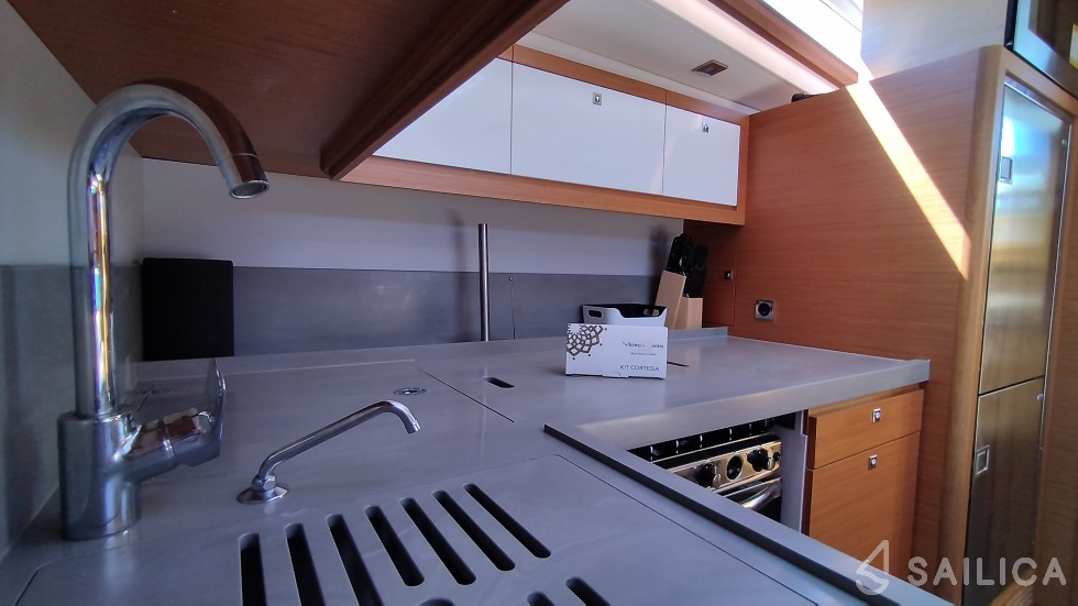 Dufour 470 - Yacht Charter Sailica