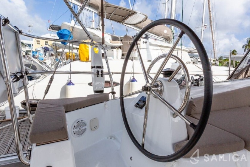 Sun Odyssey 410 - Yacht Charter Sailica