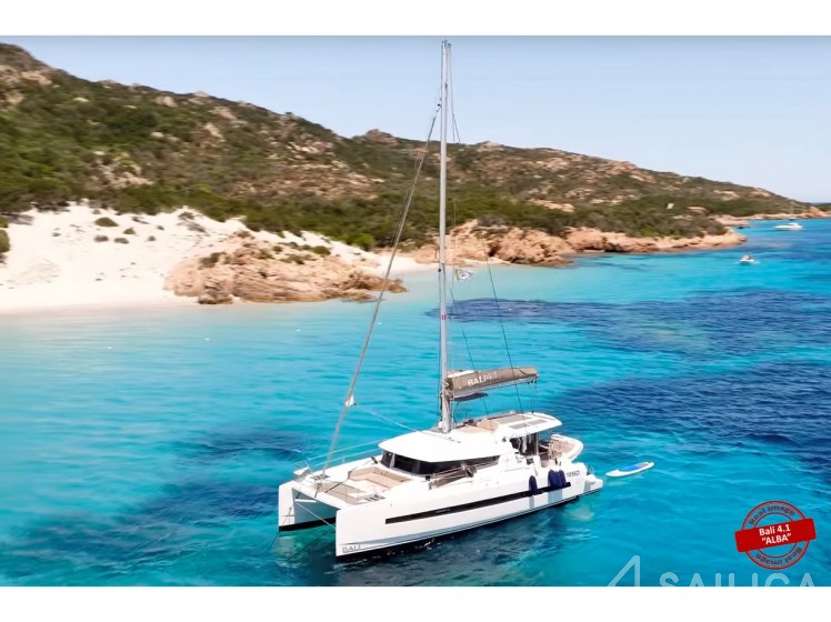 Bali 4.1 - Yacht Charter Sailica