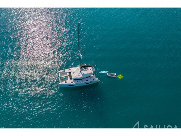 Lagoon 40 - Yacht Charter Sailica