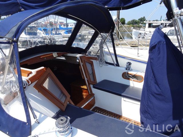 Catalina 30 - Yacht Charter Sailica