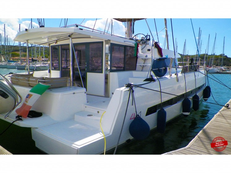 Bali 4.1 - Yacht Charter Sailica