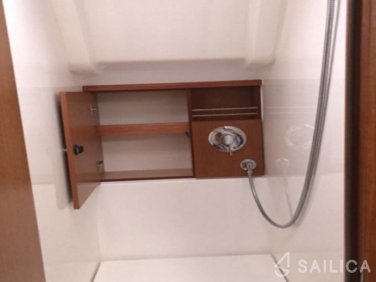 Bavaria 51 Cruiser - Yacht Charter Sailica