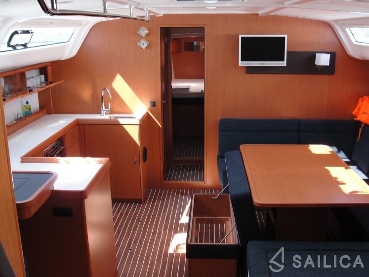 Bavaria 51 Cruiser - Yacht Charter Sailica