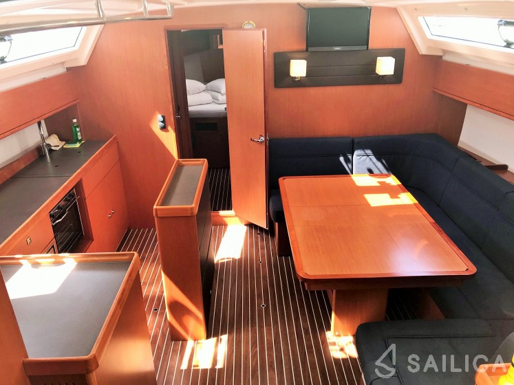 Bavaria 46 Cruiser - Yacht Charter Sailica