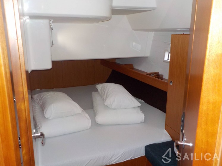 Bavaria 46 Cruiser - Yacht Charter Sailica