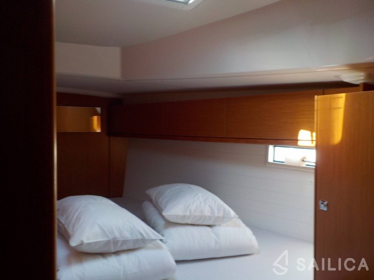 Bavaria 46 Cruiser - Yacht Charter Sailica