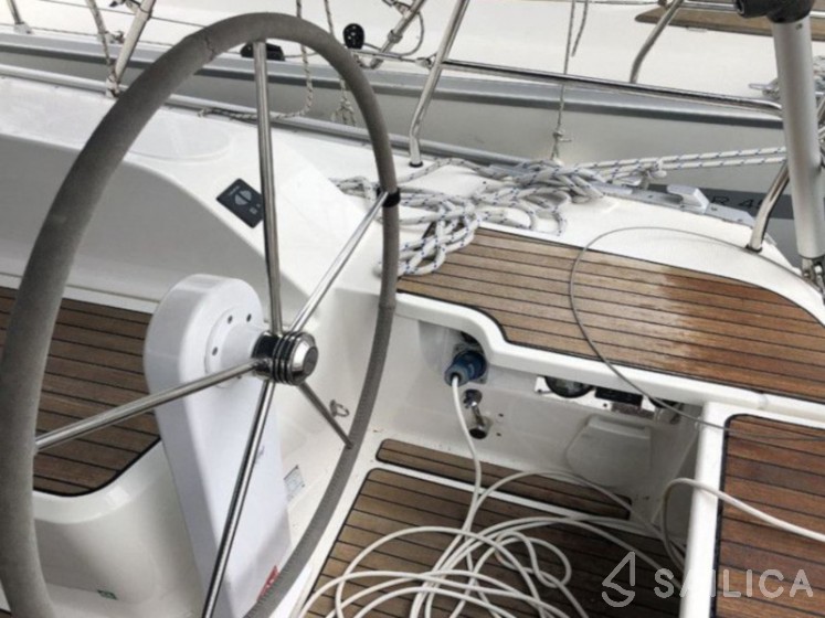 Bavaria 46 Cruiser - Yacht Charter Sailica