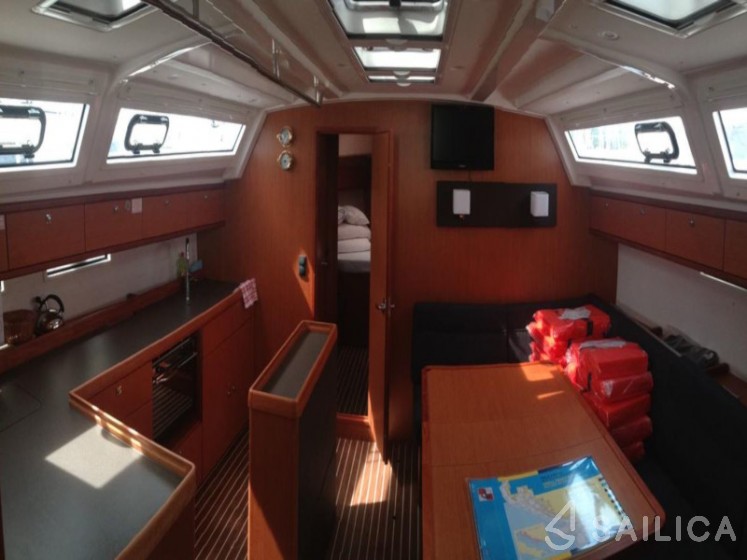 Bavaria 46 Cruiser - Yacht Charter Sailica
