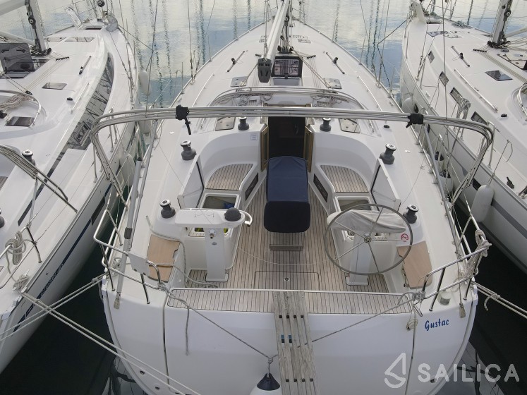 Bavaria 45 Cruiser - Yacht Charter Sailica