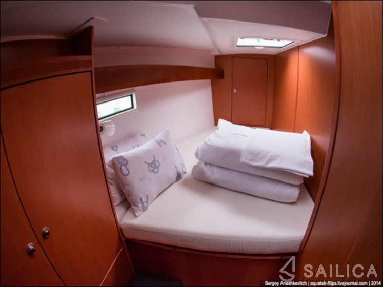 Bavaria 45 Cruiser - Yacht Charter Sailica