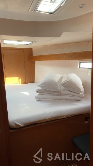 Bavaria 45 Cruiser - Yacht Charter Sailica