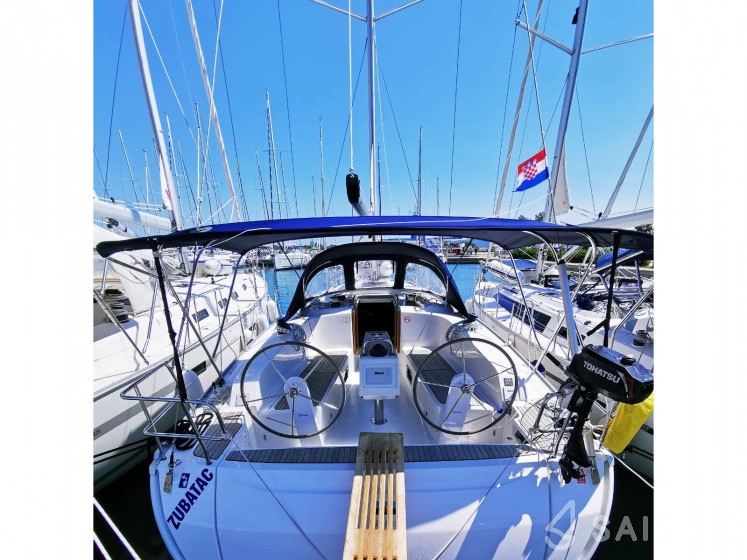 Bavaria 41 Cruiser - Yacht Charter Sailica