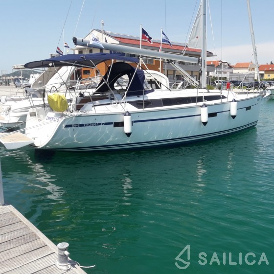Bavaria 37 Cruiser - Yacht Charter Sailica