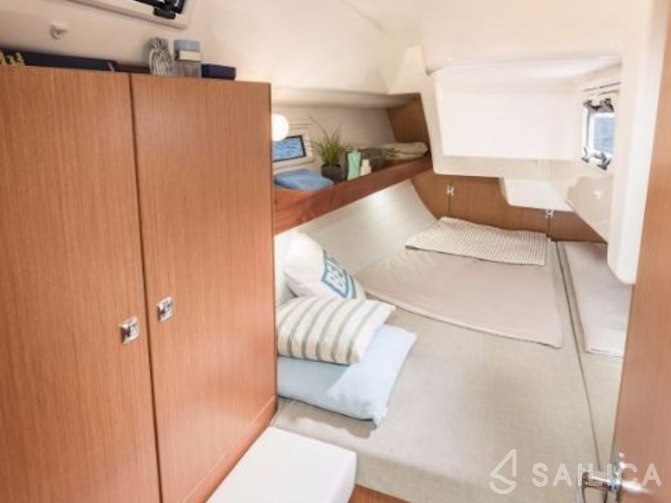 Bavaria 34 Cruiser - Yacht Charter Sailica
