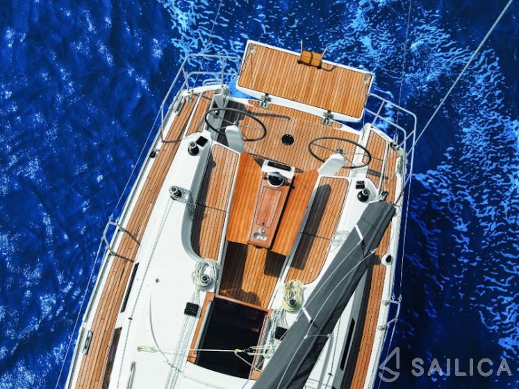 Bavaria 34 Cruiser - Yacht Charter Sailica