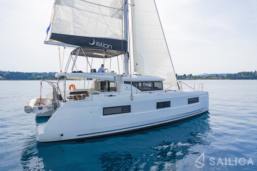 Lagoon 46  - Yacht Charter Sailica