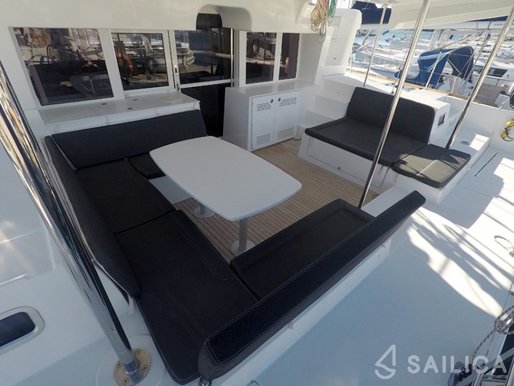 Lagoon 450 - Yacht Charter Sailica