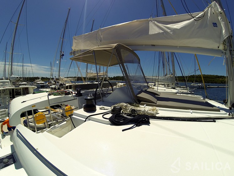 Lagoon 450 - Yacht Charter Sailica