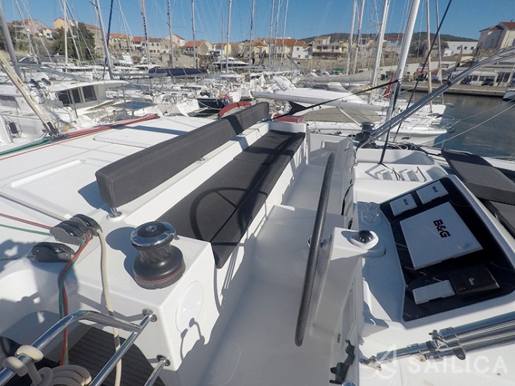 Lagoon 450 - Yacht Charter Sailica