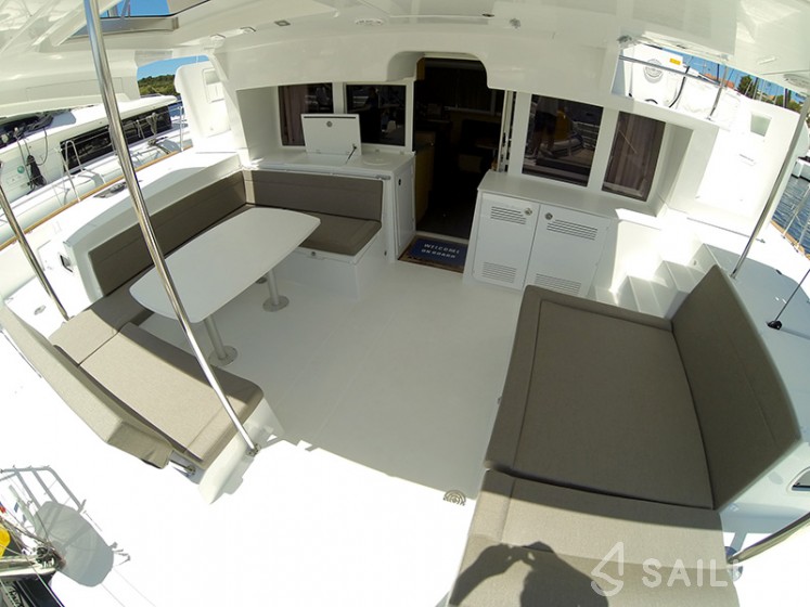 Lagoon 450 - Yacht Charter Sailica