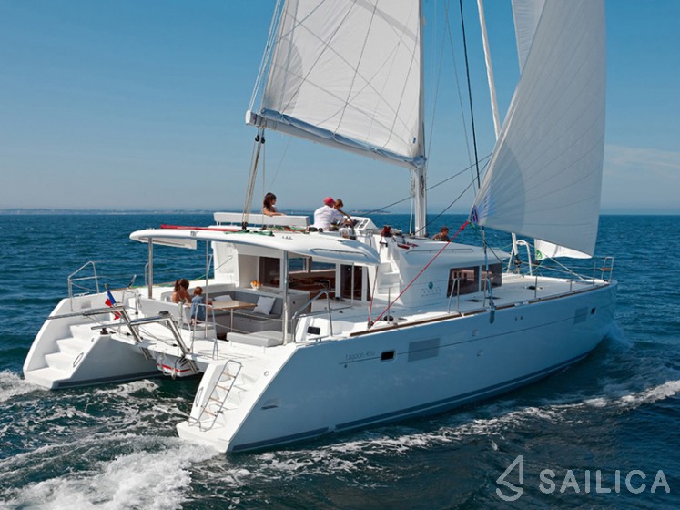 Lagoon 450 - Yacht Charter Sailica