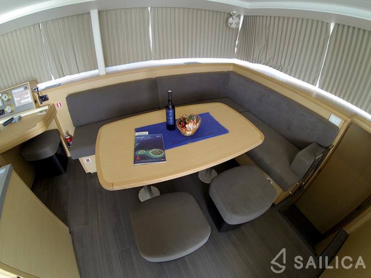 Lagoon 450 - Yacht Charter Sailica