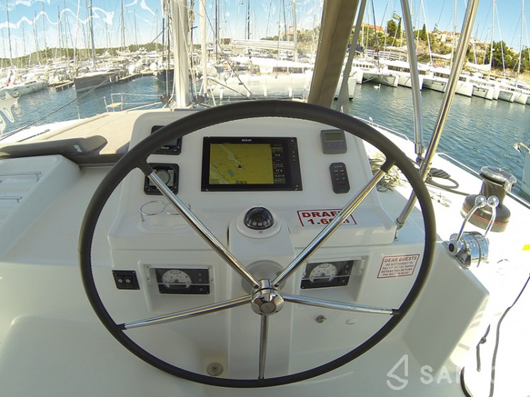 Lagoon 450 - Yacht Charter Sailica