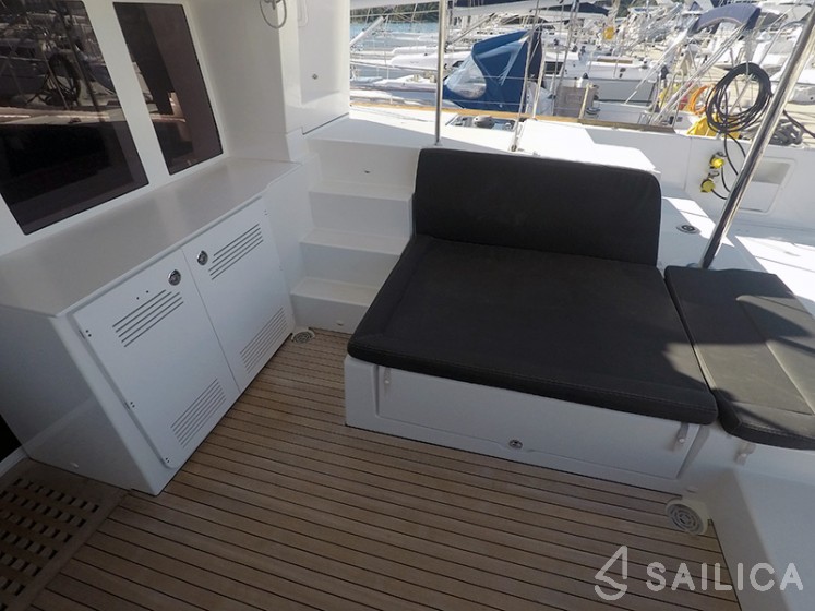 Lagoon 450 - Yacht Charter Sailica