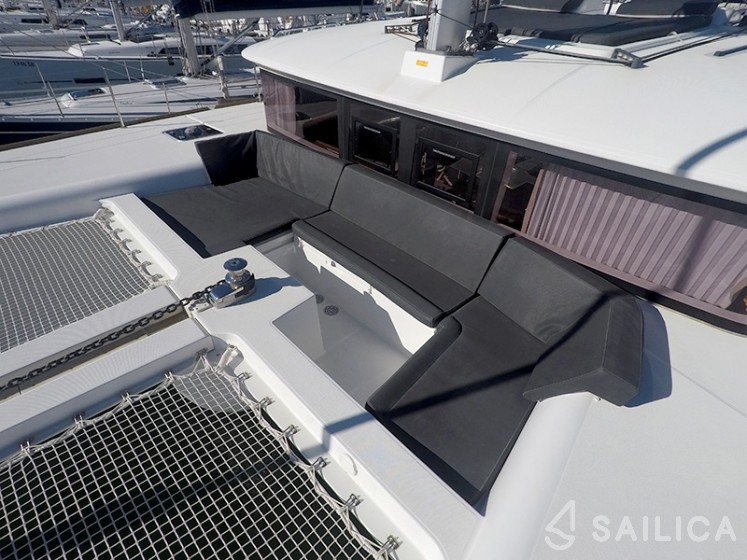 Lagoon 450 - Yacht Charter Sailica
