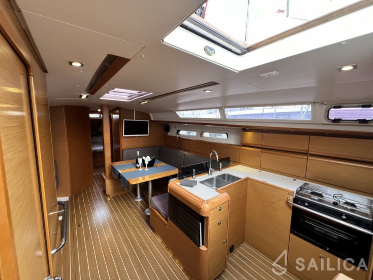 Sun Odyssey 439 - Yacht Charter Sailica