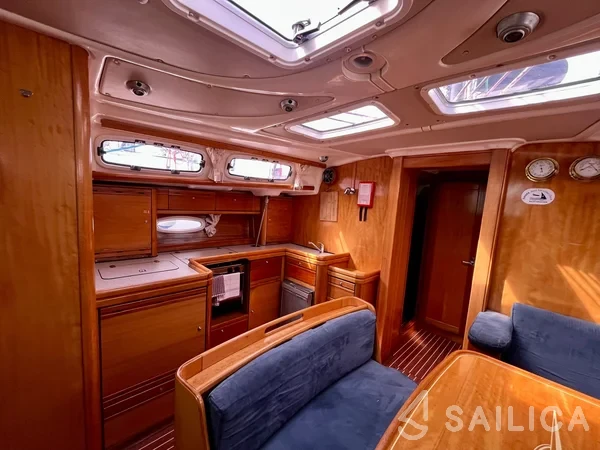 Bavaria 46 Cruiser - Yacht Charter Sailica