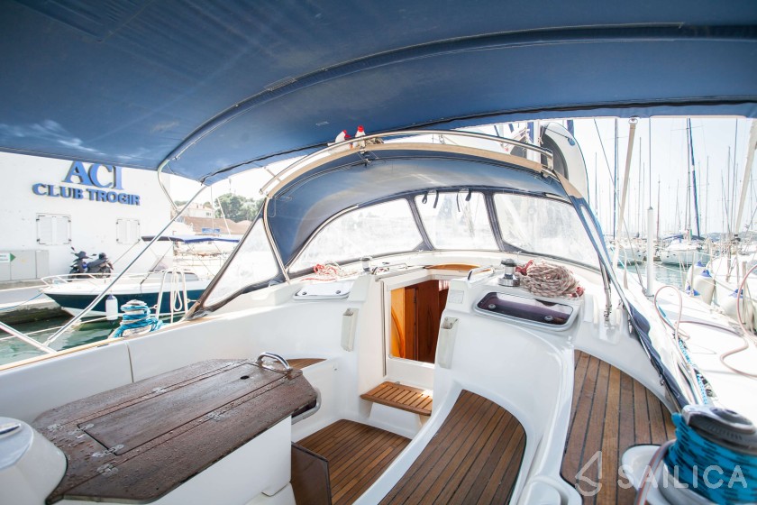 Bavaria 46 Cruiser - Yacht Charter Sailica