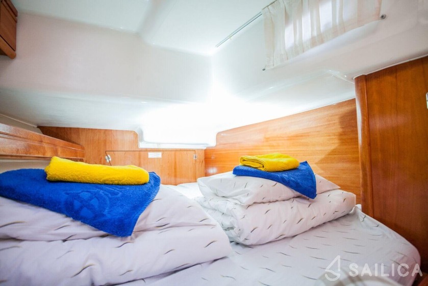 Bavaria 46 Cruiser - Yacht Charter Sailica