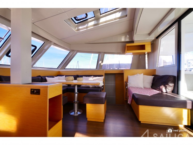 Nautitech 46 Fly - Yacht Charter Sailica