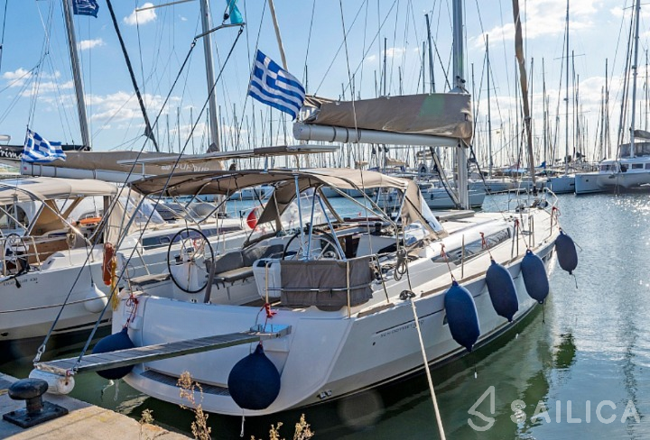 Sun Odyssey 509 - Yacht Charter Sailica