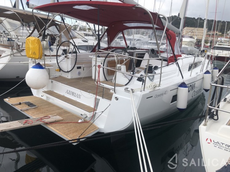 Oceanis 40.1 - Yacht Charter Sailica