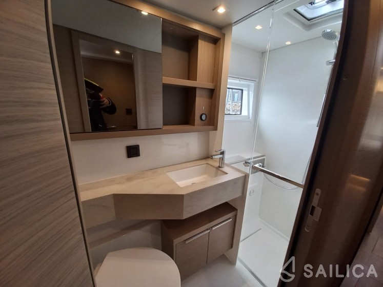 Lagoon 46  - Yacht Charter Sailica