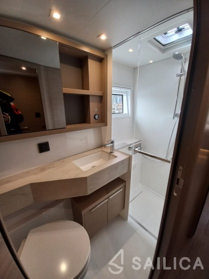 Lagoon 46  - Yacht Charter Sailica