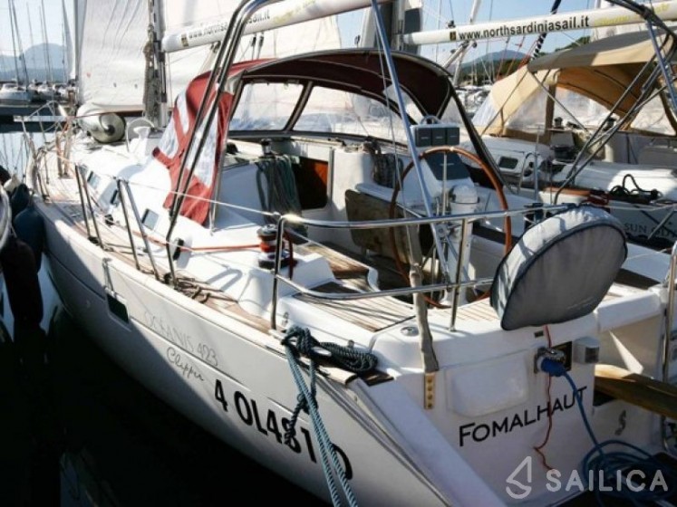 Oceanis 423 - Yacht Charter Sailica