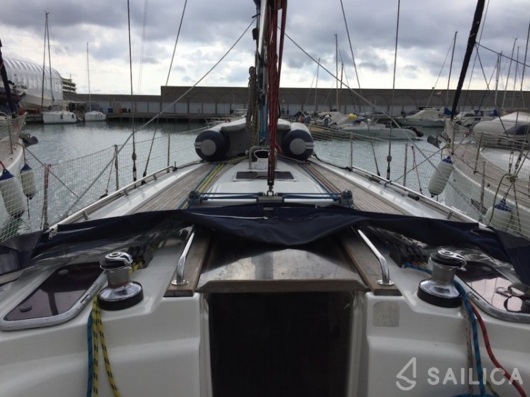 Bavaria 44 - Yacht Charter Sailica